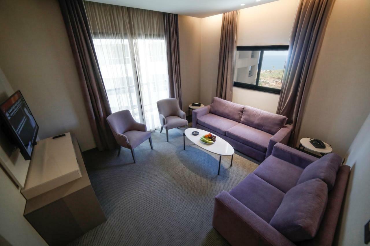 Hotel Rawsheh 51 Bejrút Exteriér fotografie